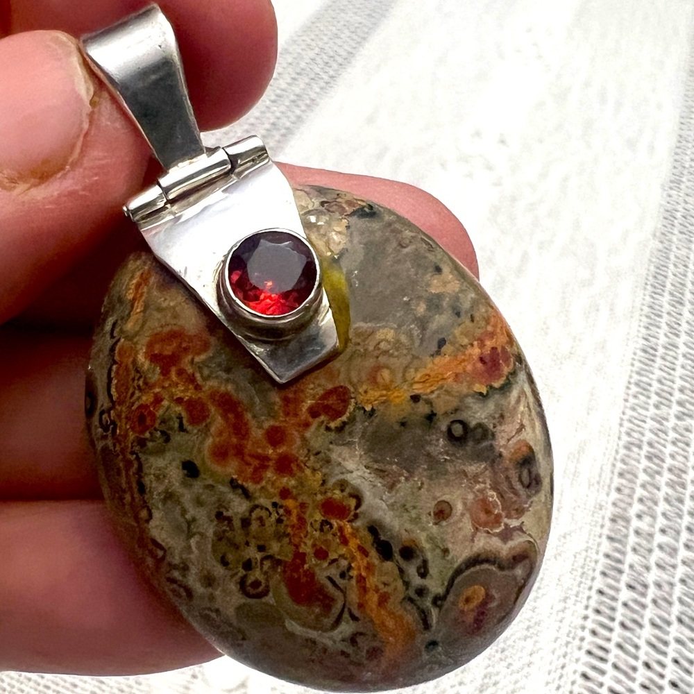 Leopard Jasper and garnet Pendant. Sterling silver, handcrafted